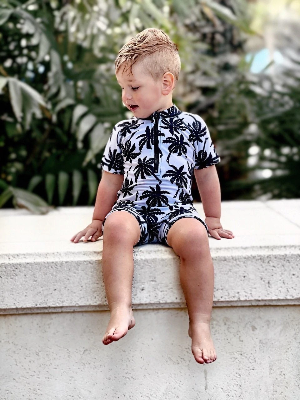 PALM SUNSUIT