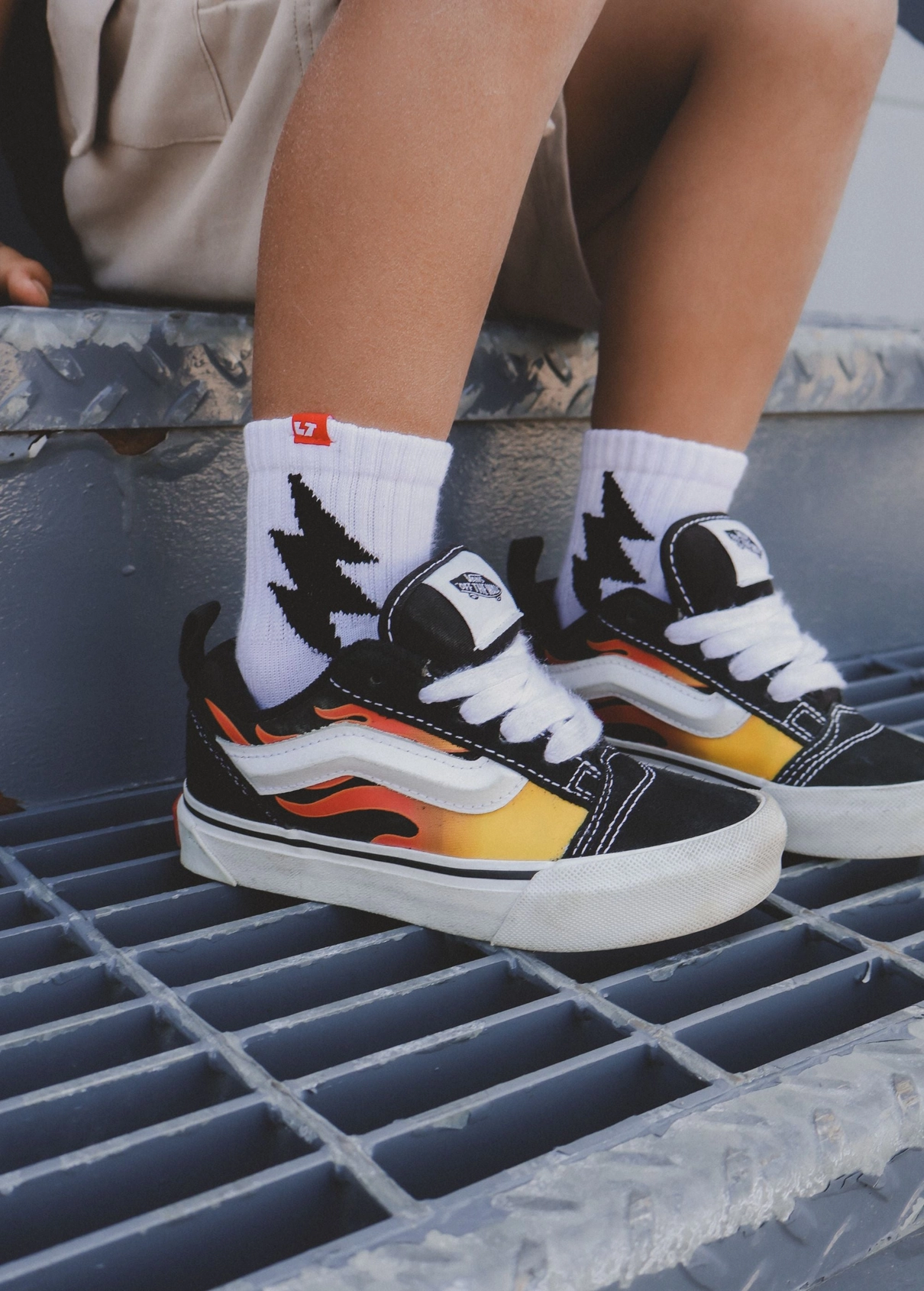 Bolt Crew Socks White
