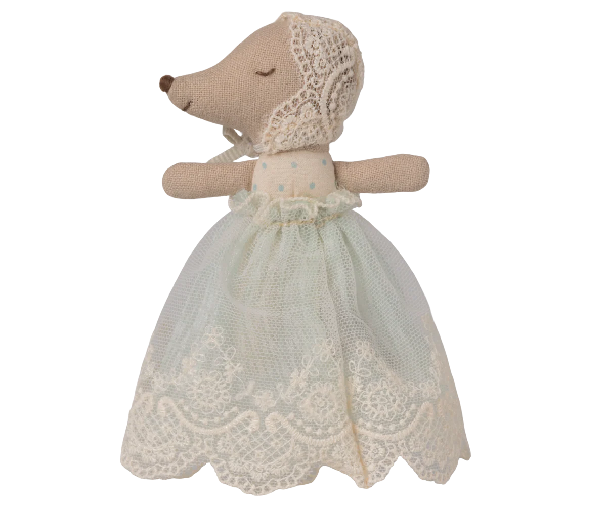 Baby mouse in gown - Mint