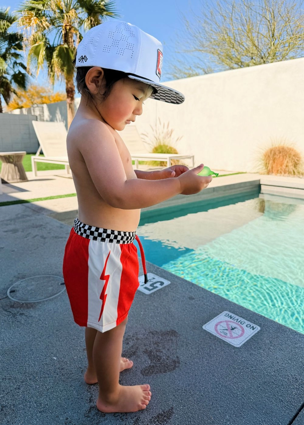 Race Me Hydro Snapback