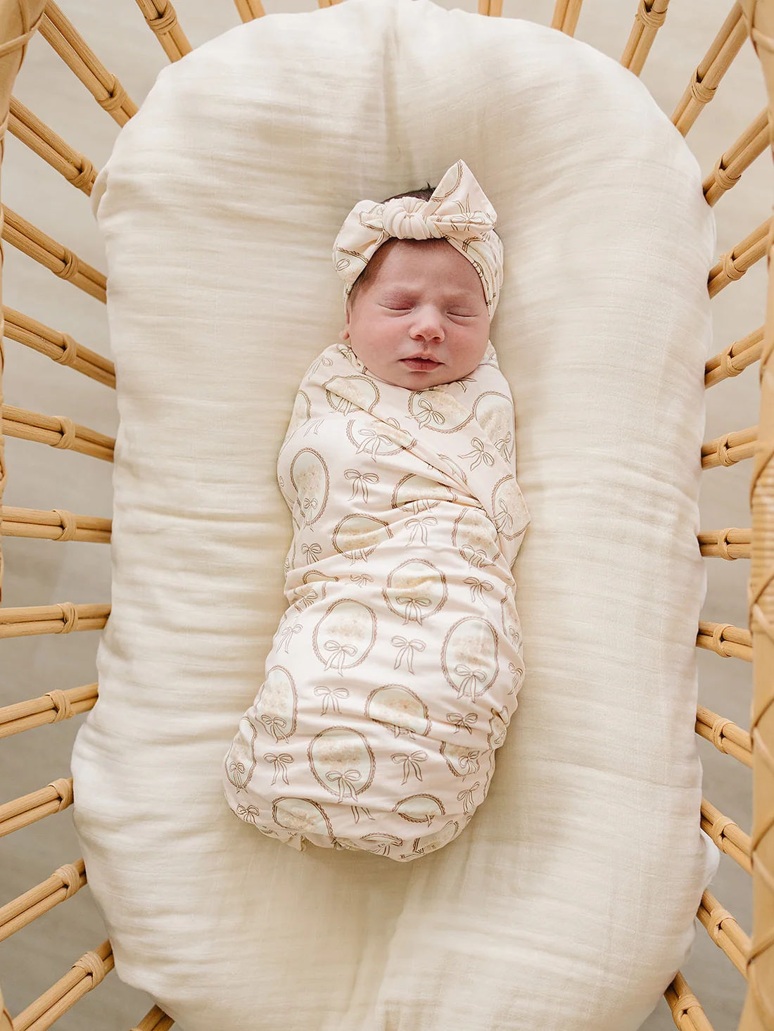 Vintage Bouquet Bamboo Stretch Swaddle