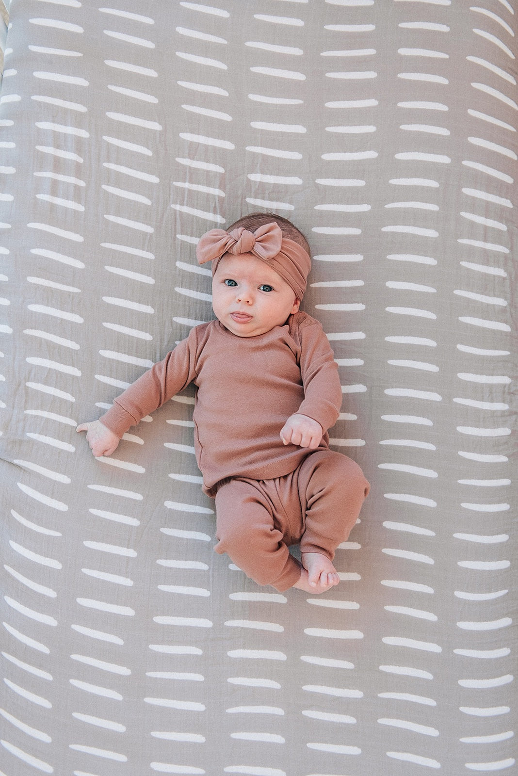 Grey Dash Crib Sheet