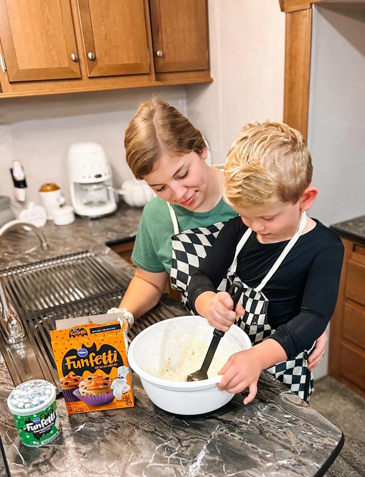 Black Check Child Apron