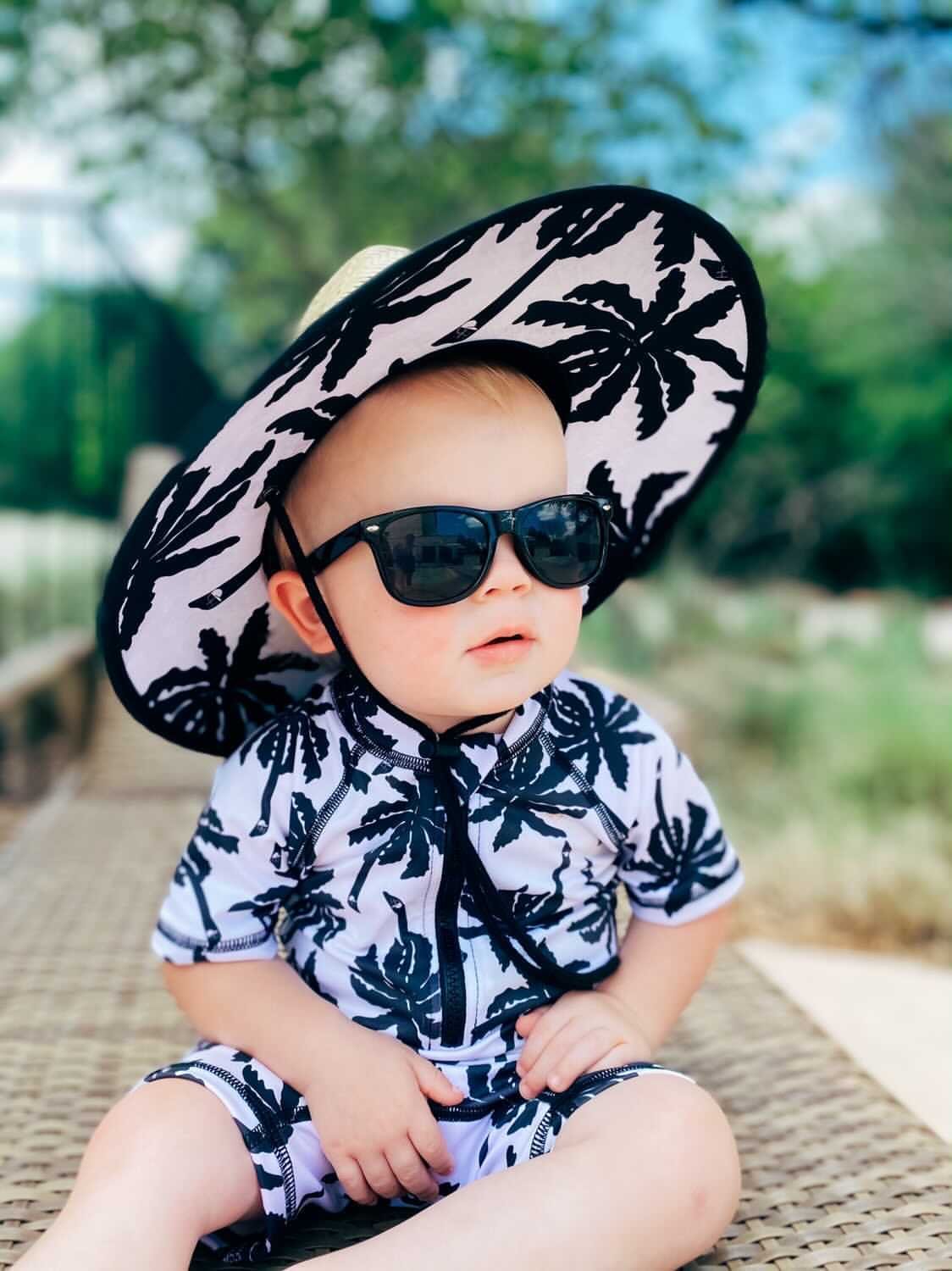 PALM SUNSUIT