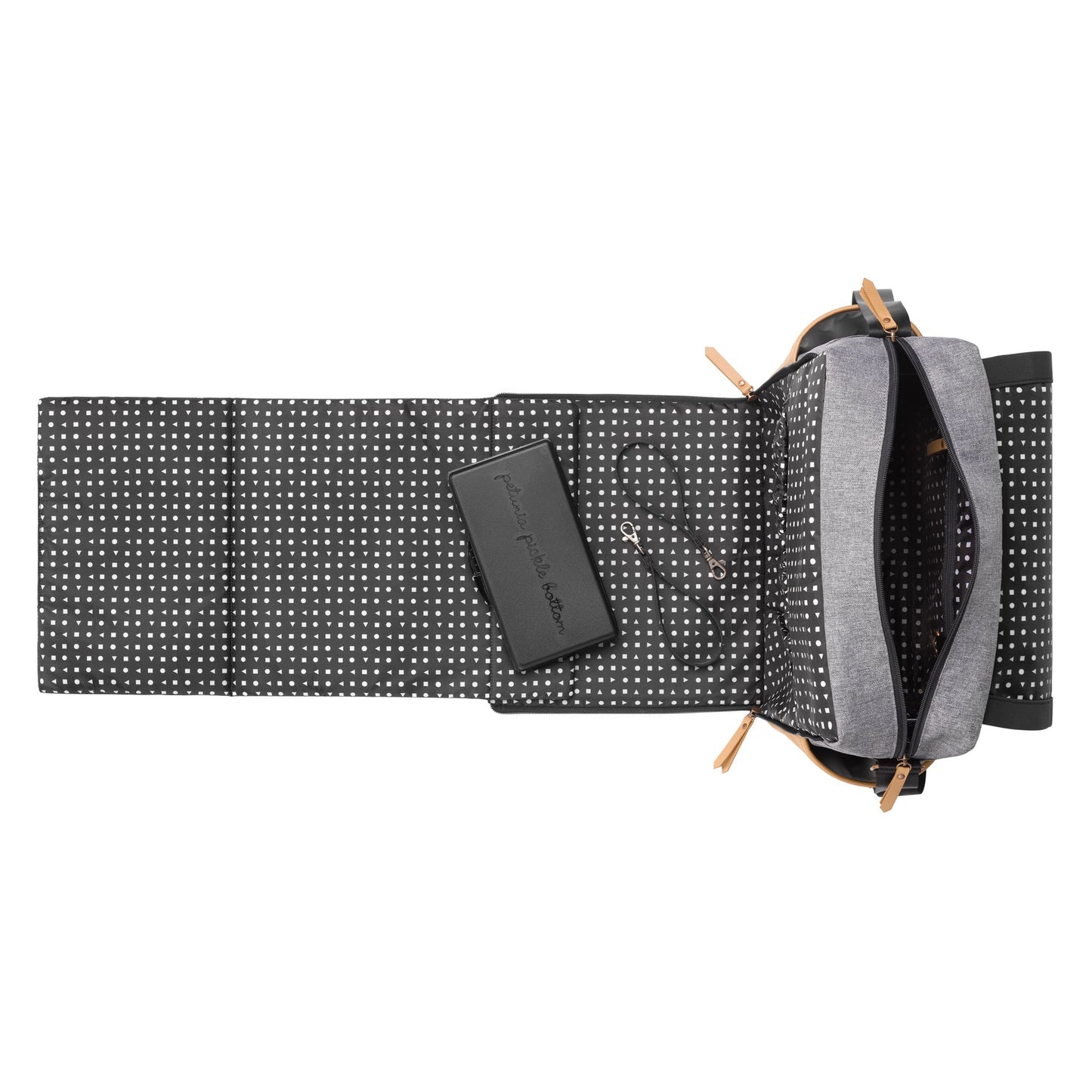 BOXY BACKPACK IN GRAPHITE/CAMEL